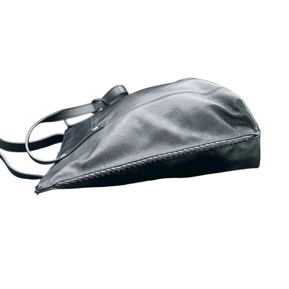 Tommy Bahama Black Leather Tote Bag Zip Top Shoulder Purse - Picture 6 of 15